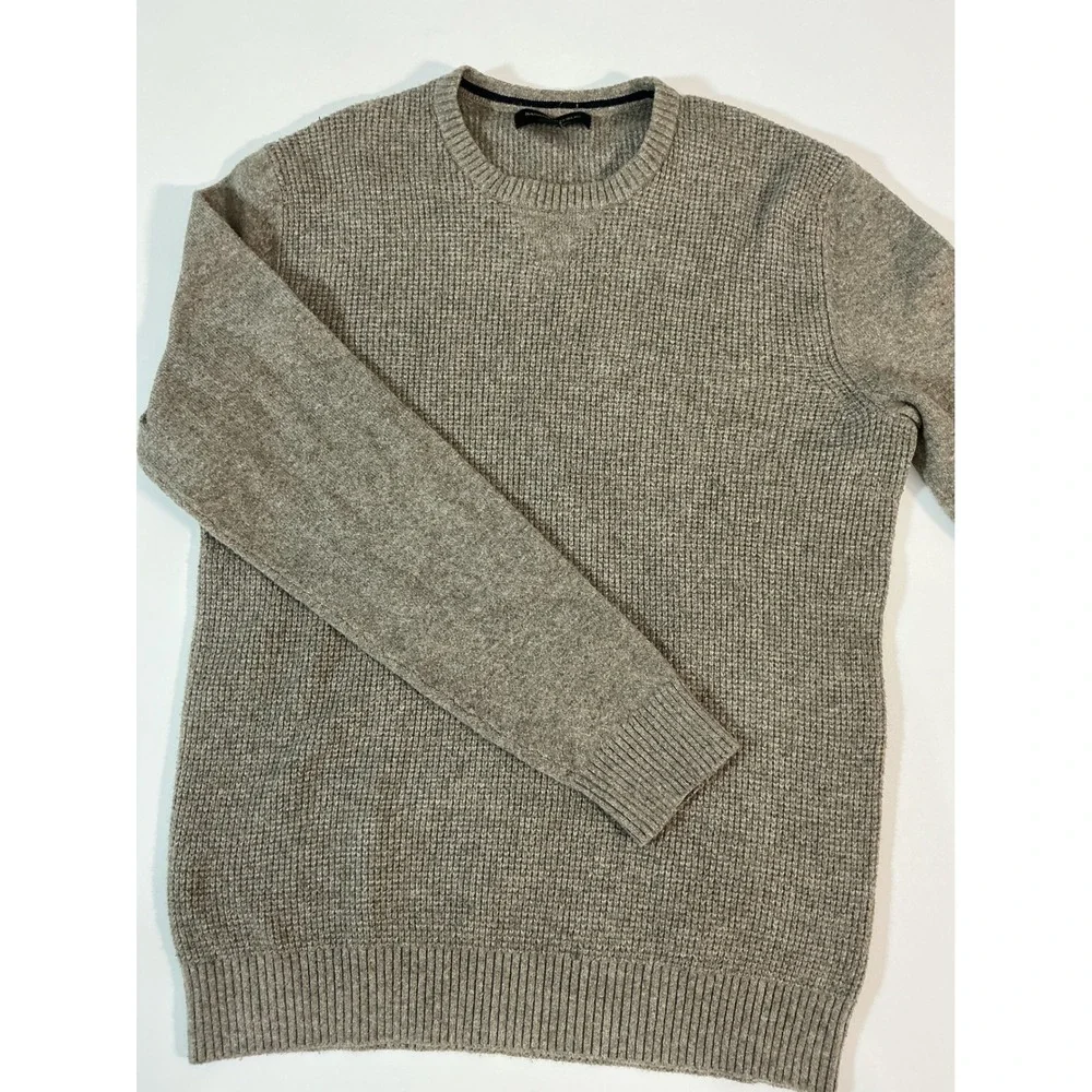 Banana Republic Men's Waffle Knit Sweater Brown Size M